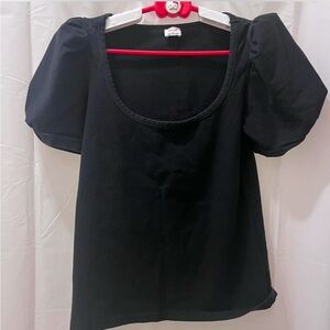 Aritzia Wilfred small black scoop neckline shirt with puff sleeves